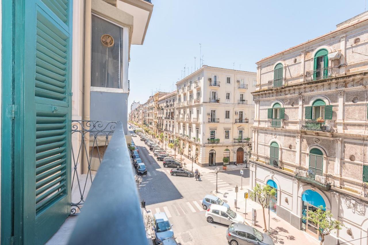 Nitti43 Luxury Apartment Taranto Exteriör bild